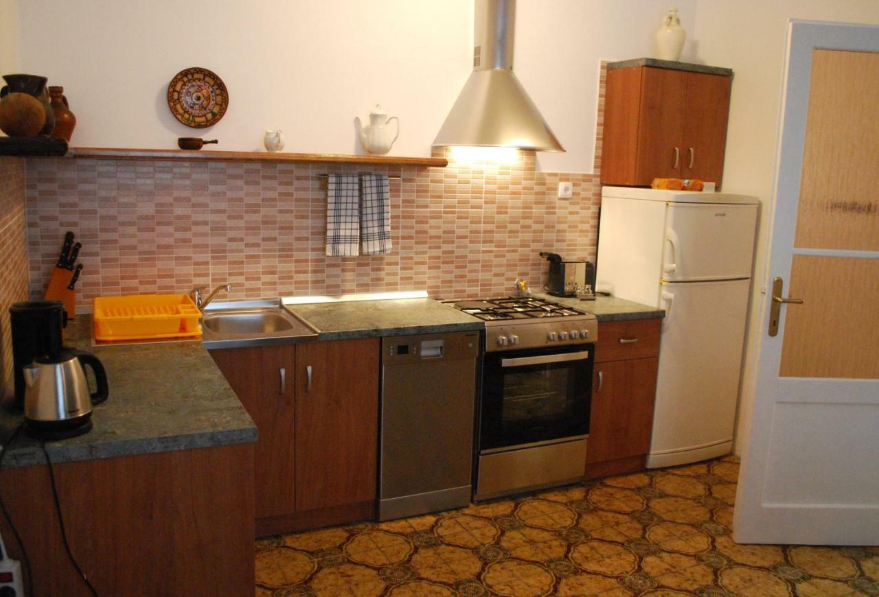 Park Pomerio Appartment 里耶卡 外观 照片